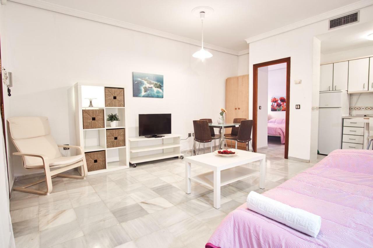 Pureza Oasis Suite Севиля Екстериор снимка