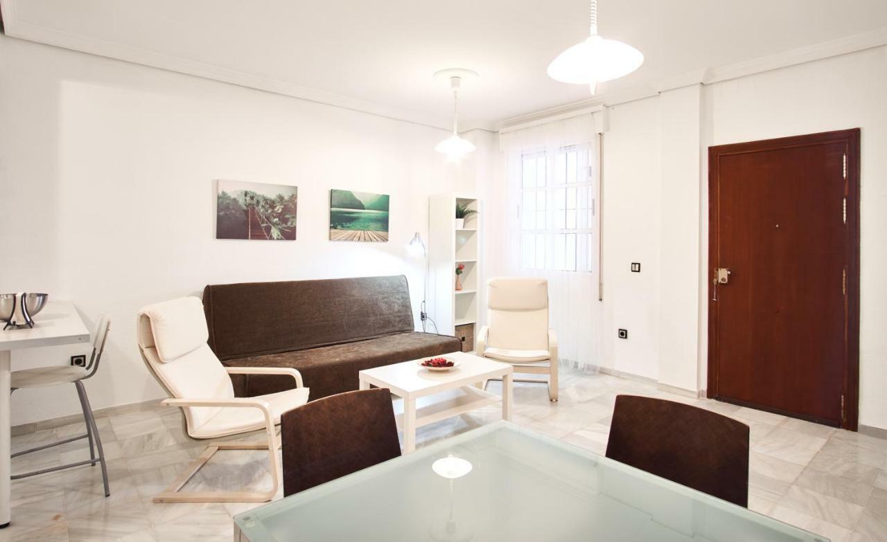 Pureza Oasis Suite Севиля Екстериор снимка